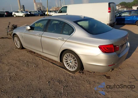 2011 BMW 535I xDrive z USA, uszkodzony, nr VIN WBAFU7C57BC874083
